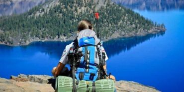 Sırt Çantalı Gezgin