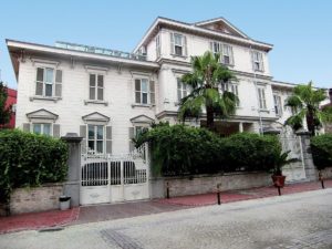 Kumkapı Gezilecek Yerleri